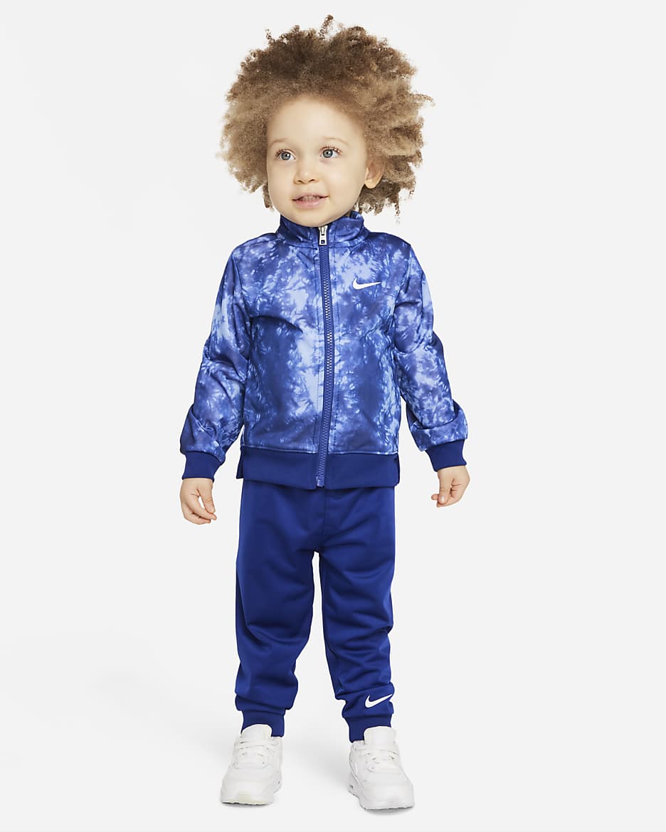 NIKE BABY TRACKSUIT- 24 hotsell M